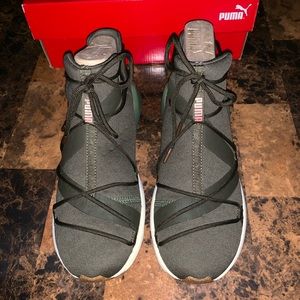 LIKE NEW PUMA | Fierce Rope VR OLIVE Size 7